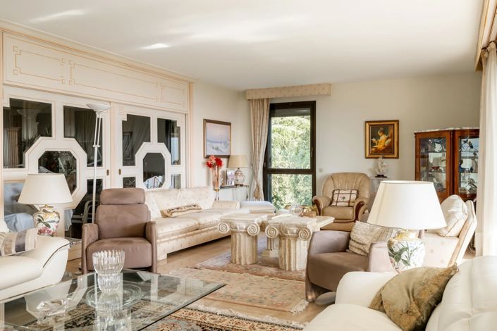 Image No.9-3 Bed Apartment for sale
