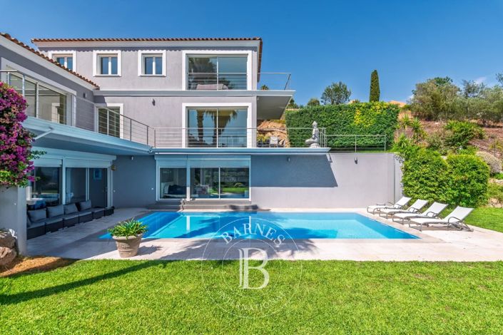 Image No.18-4 Bed House for sale