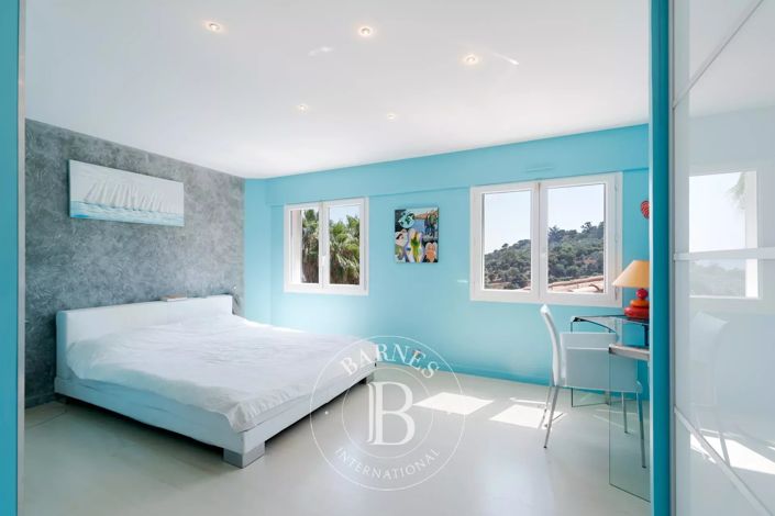 Image No.9-4 Bed House for sale