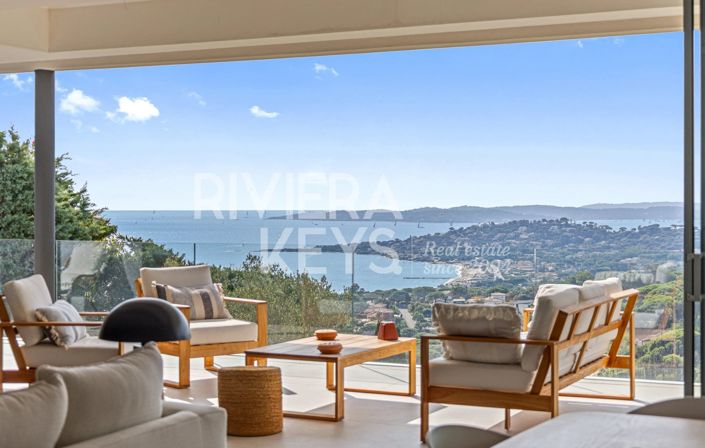 Image No.2-5 Bed House for sale