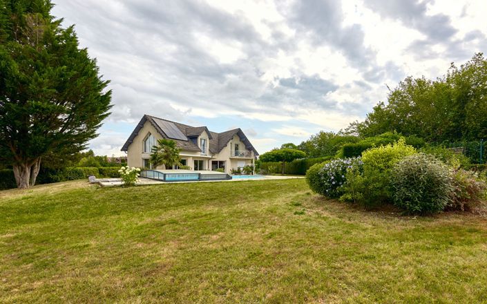 Image No.16-5 Bed House for sale