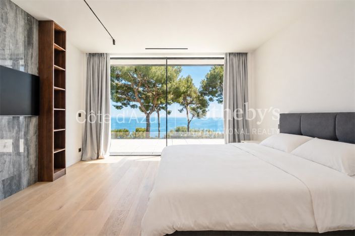 Image No.17-5 Bed House for sale
