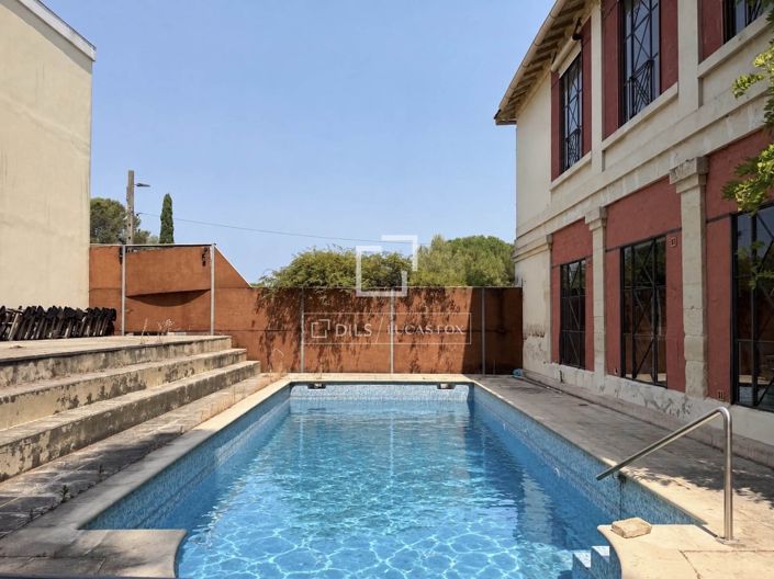 Image No.21-5 Bed House for sale