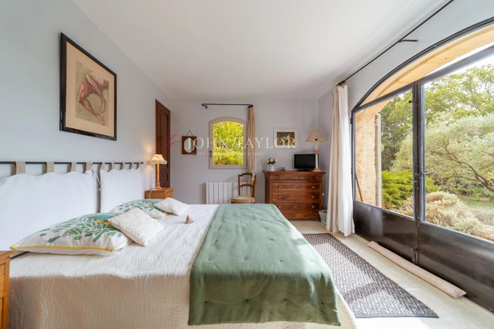 Image No.21-4 Bed House for sale