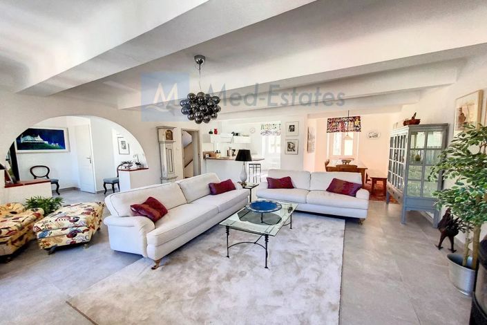 Image No.2-3 Bed House for sale