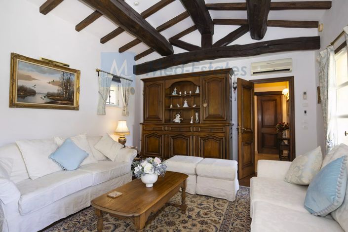Image No.18-4 Bed House for sale
