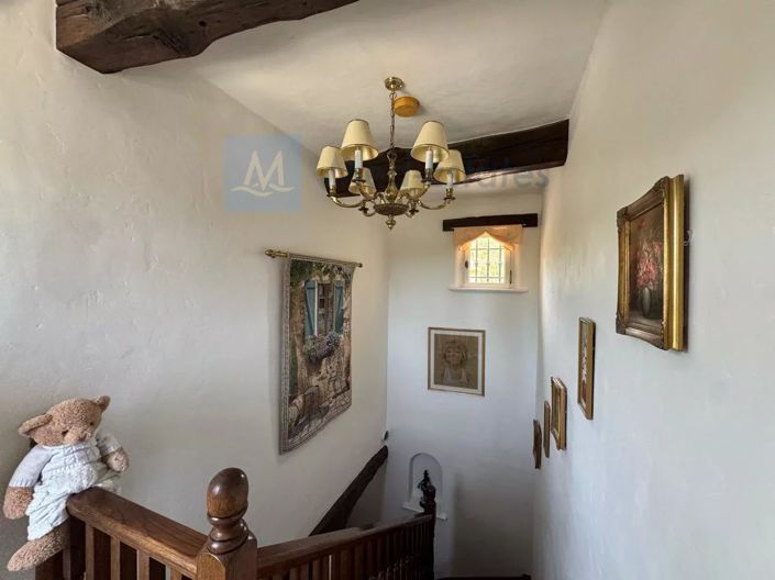 Image No.25-4 Bed House for sale