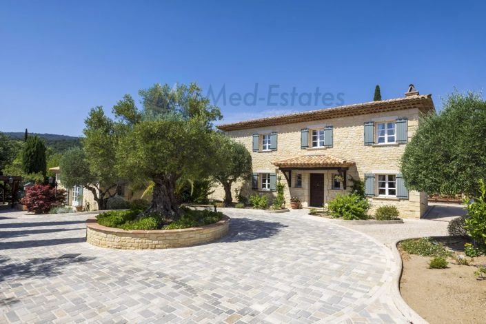 Image No.3-4 Bed House for sale