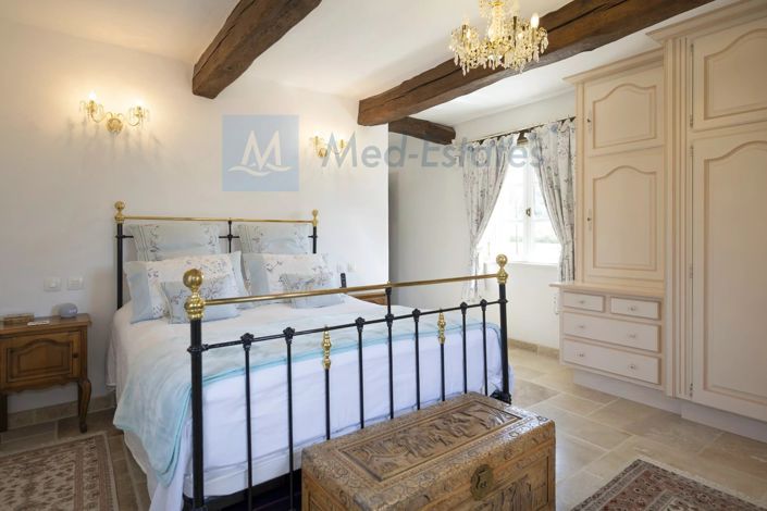 Image No.32-4 Bed House for sale
