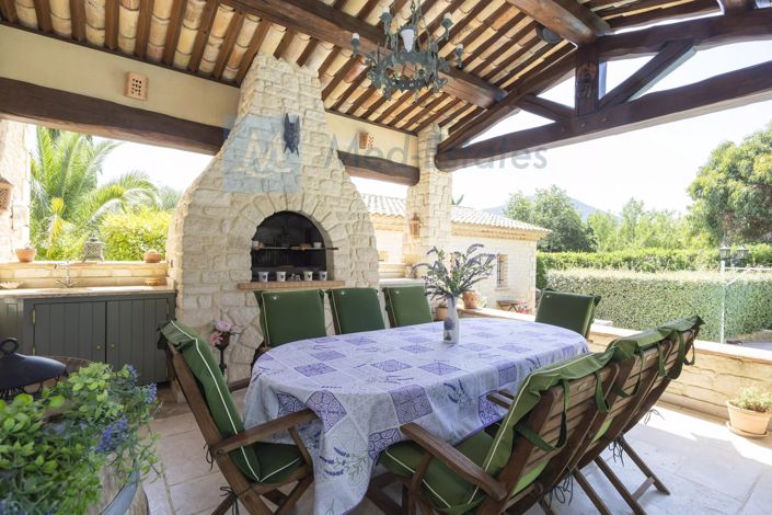 Image No.43-4 Bed House for sale