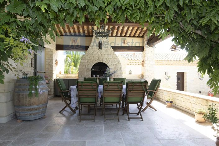 Image No.44-4 Bed House for sale