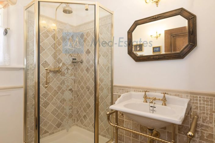 Image No.49-4 Bed House for sale