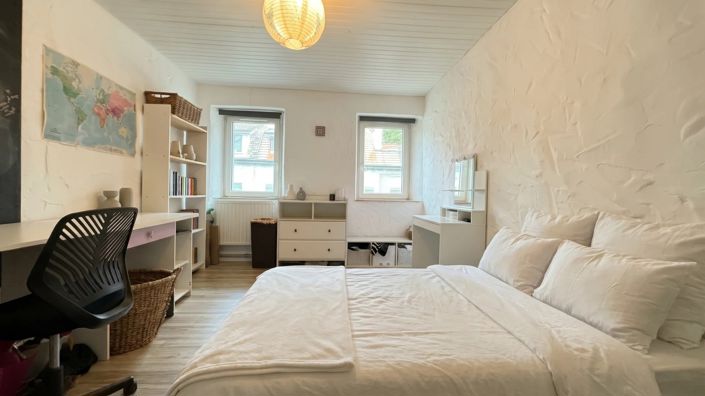 Image No.7-3 Bed House for sale