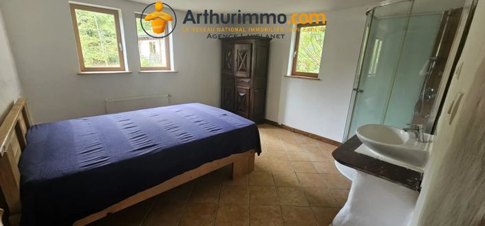 Image No.18-5 Bed House for sale