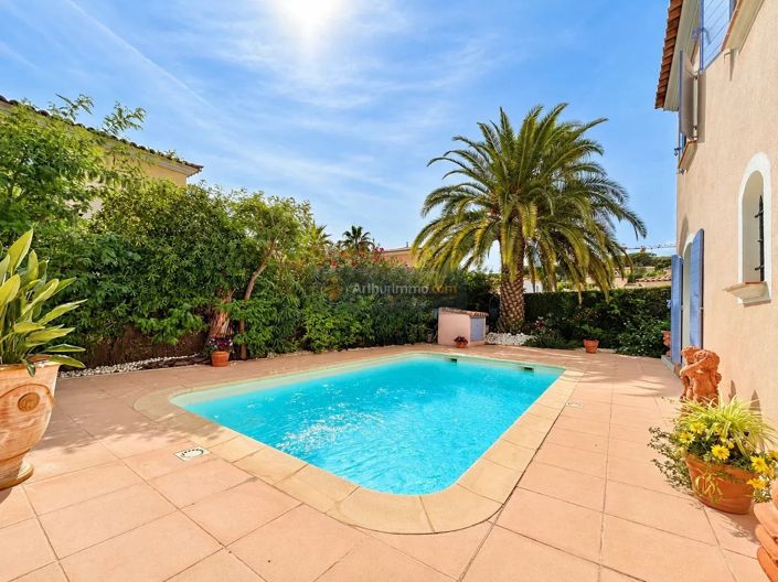 Image No.4-4 Bed House for sale