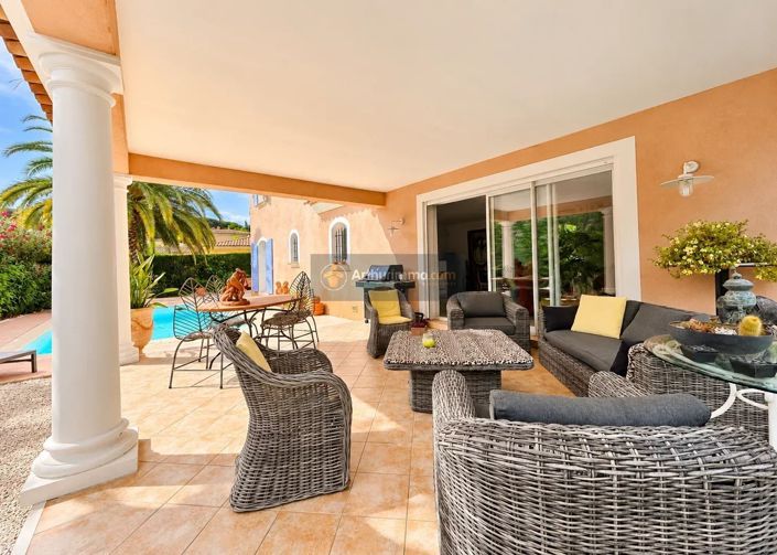 Image No.9-4 Bed House for sale