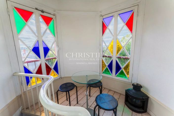 Image No.10-5 Bed House for sale