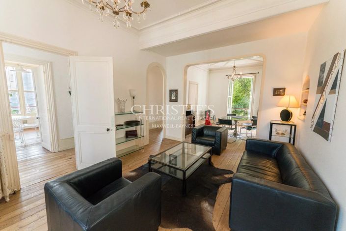 Image No.3-5 Bed House for sale