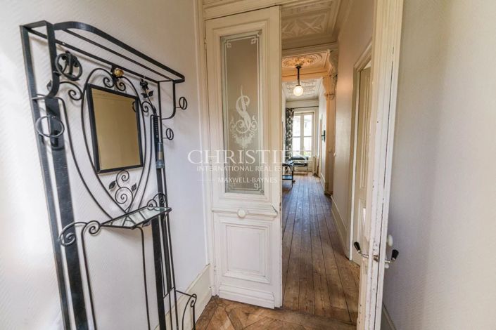 Image No.5-5 Bed House for sale