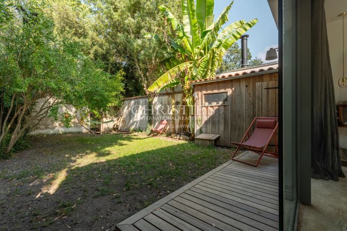 Image No.18-5 Bed House for sale
