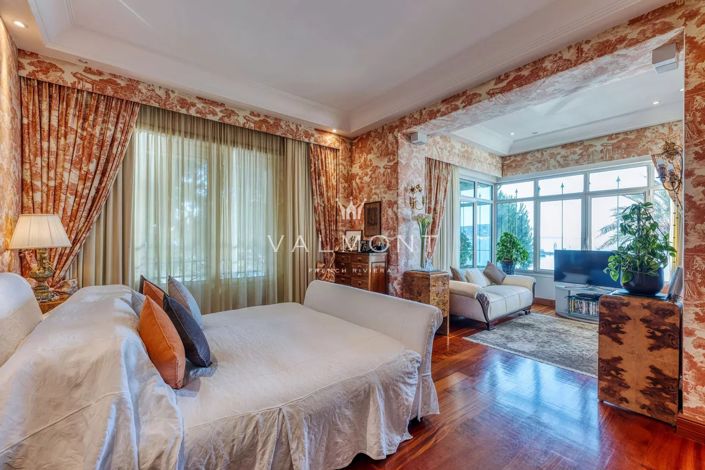 Image No.16-7 Bed House for sale