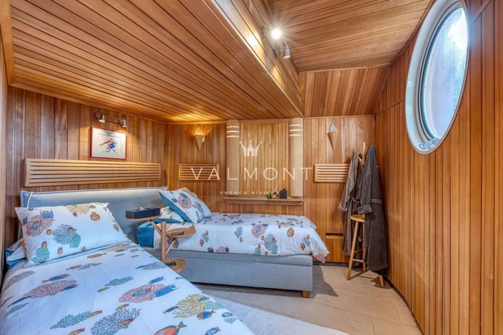 Image No.22-7 Bed House for sale