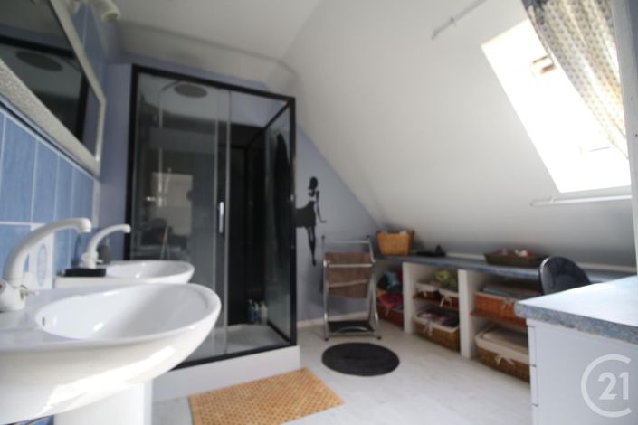 Image No.15-4 Bed House for sale