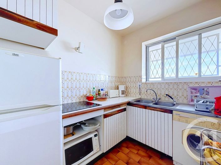 Image No.10-1 Bed Apartment for sale