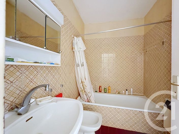Image No.11-1 Bed Apartment for sale