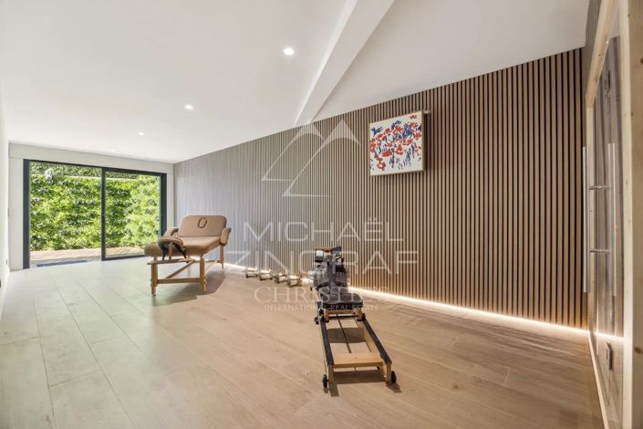 Image No.17-4 Bed House for sale