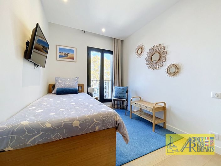 Image No.14-2 Bed Apartment for sale