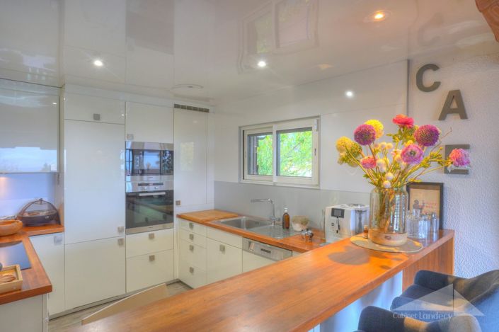 Image No.16-4 Bed House for sale