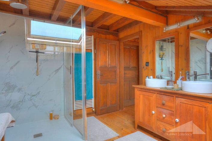 Image No.23-4 Bed House for sale