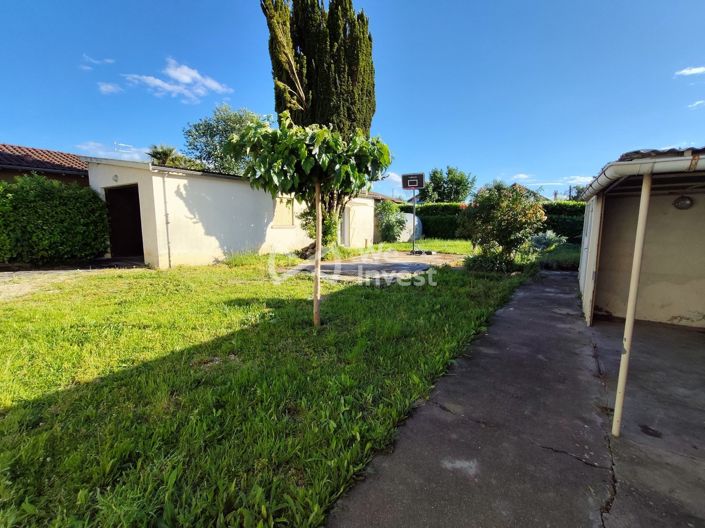Image No.17-2 Bed House for sale