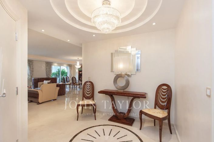 Image No.10-3 Bed Apartment for sale