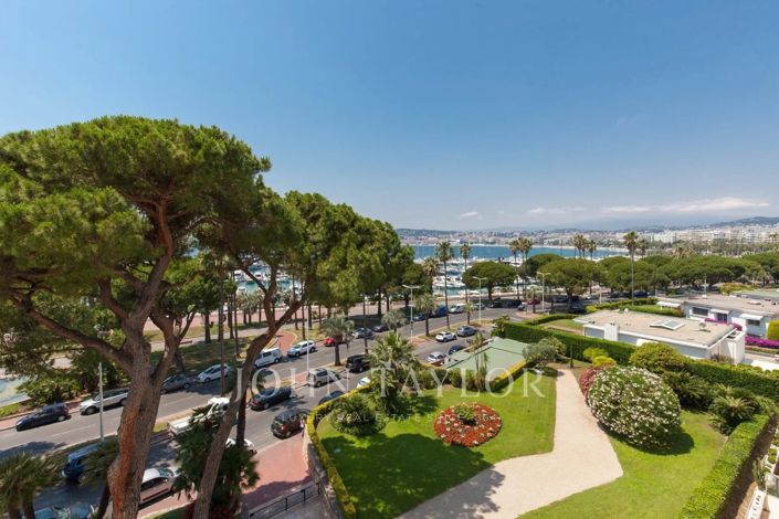 Image No.3-3 Bed Apartment for sale