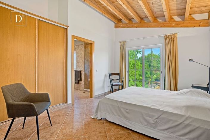 Image No.9-3 Bed House for sale