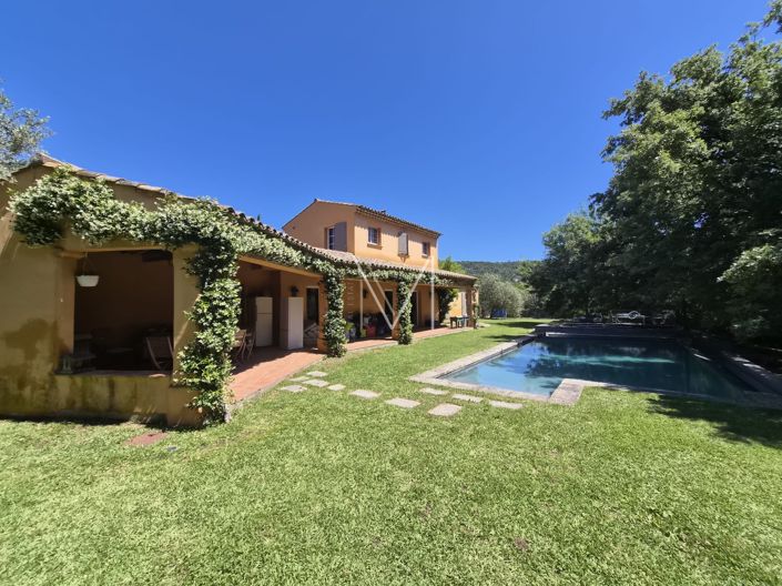 Image No.6-4 Bed House for sale