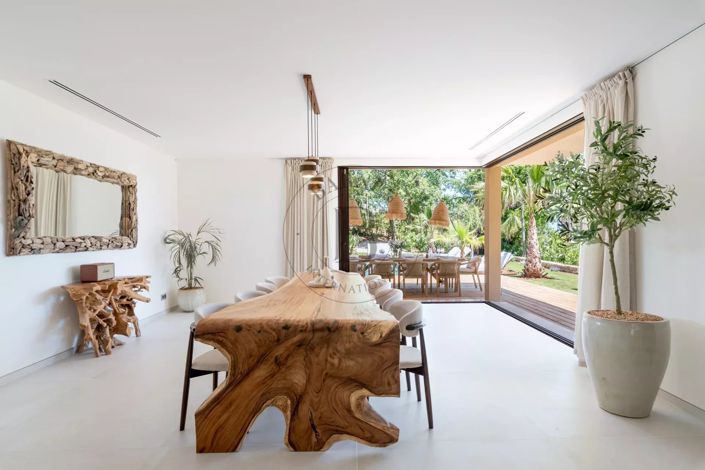 Image No.5-5 Bed House for sale