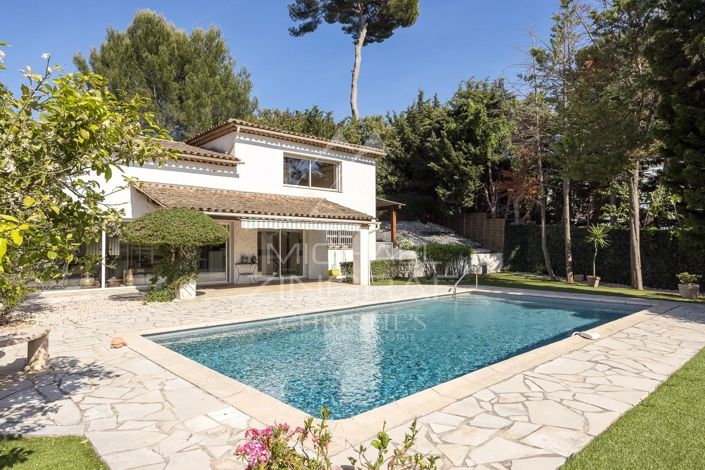 Image No.6-3 Bed House for sale