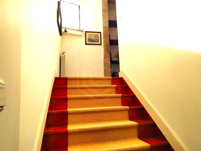 Image No.16-17 Bed House for sale