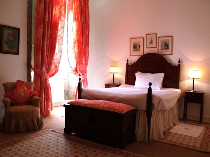 Image No.27-17 Bed House for sale