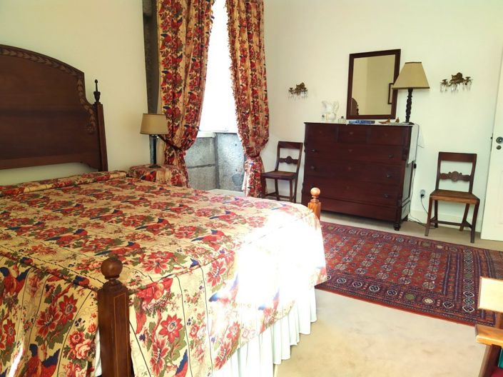 Image No.31-17 Bed House for sale