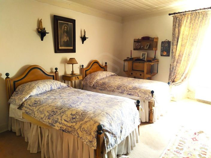 Image No.33-17 Bed House for sale