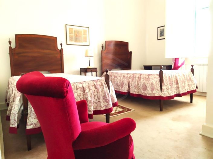 Image No.37-17 Bed House for sale