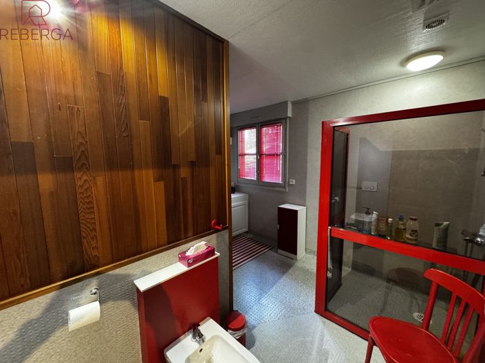 Image No.18-4 Bed House for sale