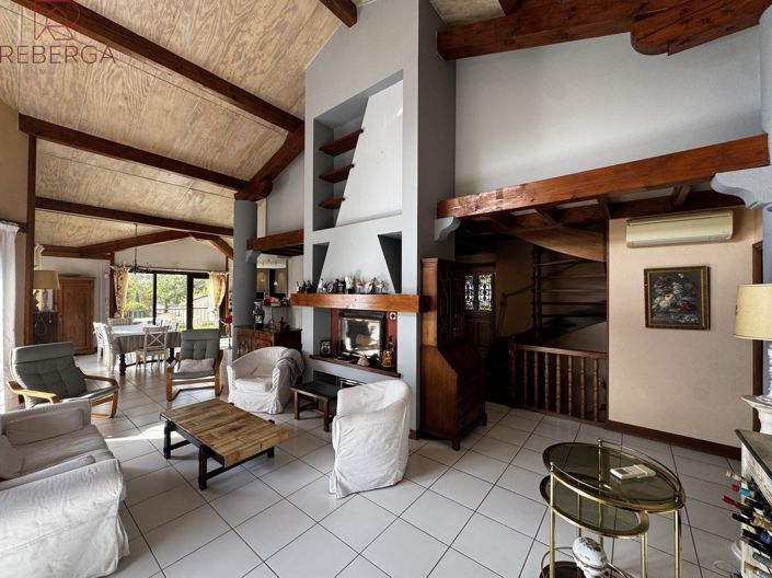 Image No.5-4 Bed House for sale