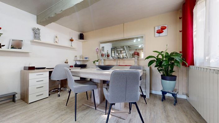 Image No.8-3 Bed House for sale