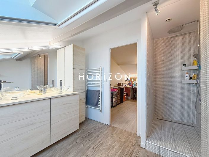 Image No.14-3 Bed House for sale