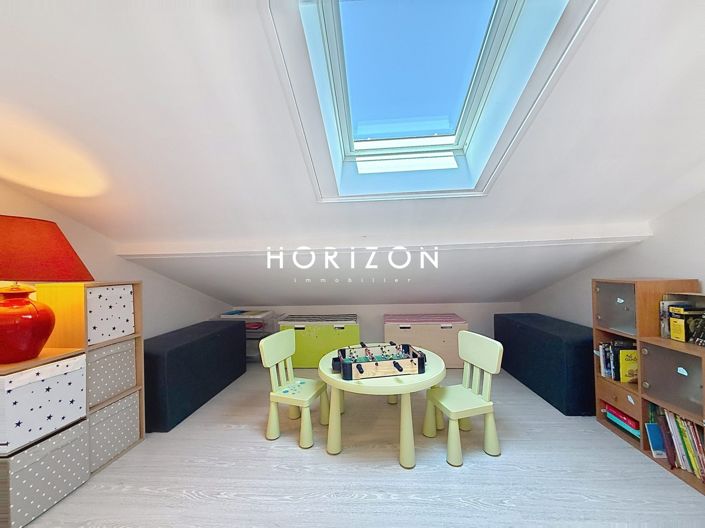 Image No.18-3 Bed House for sale